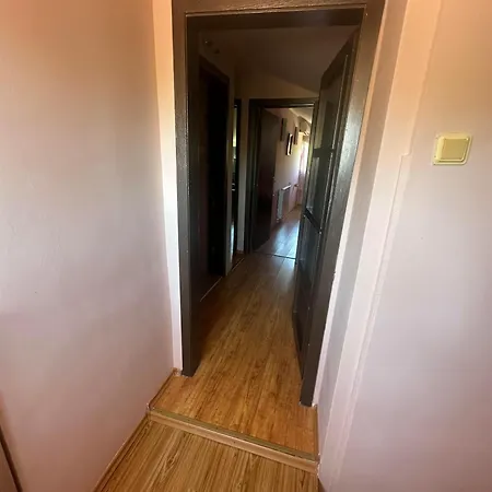 بيت للعطل амбър